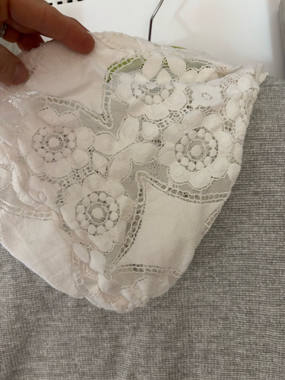 Doe & Rae women’s Med hoodie, lace, crochet, cottagecore, grandmacore, feminine - Picture 6 of 7